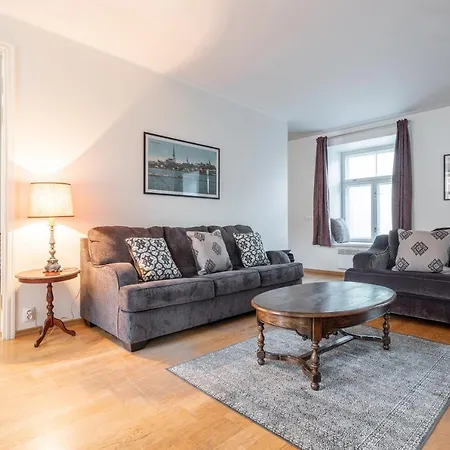 Old Town - Vana Viru * Tallinn