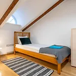 Old Town - Vana Viru Apartament